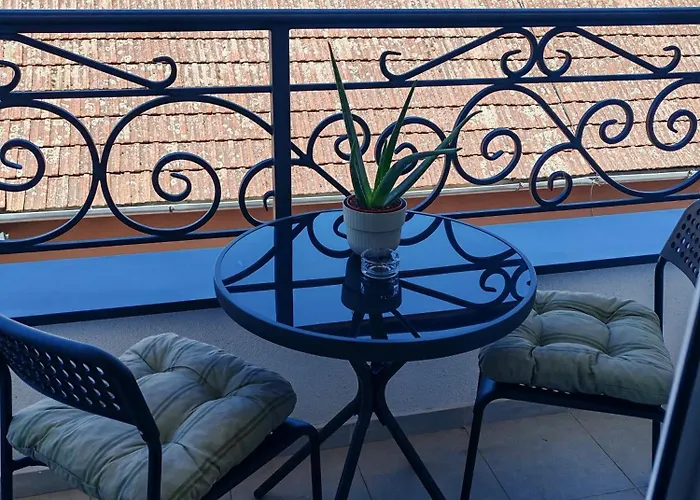 Rakanovic Lejlighed *